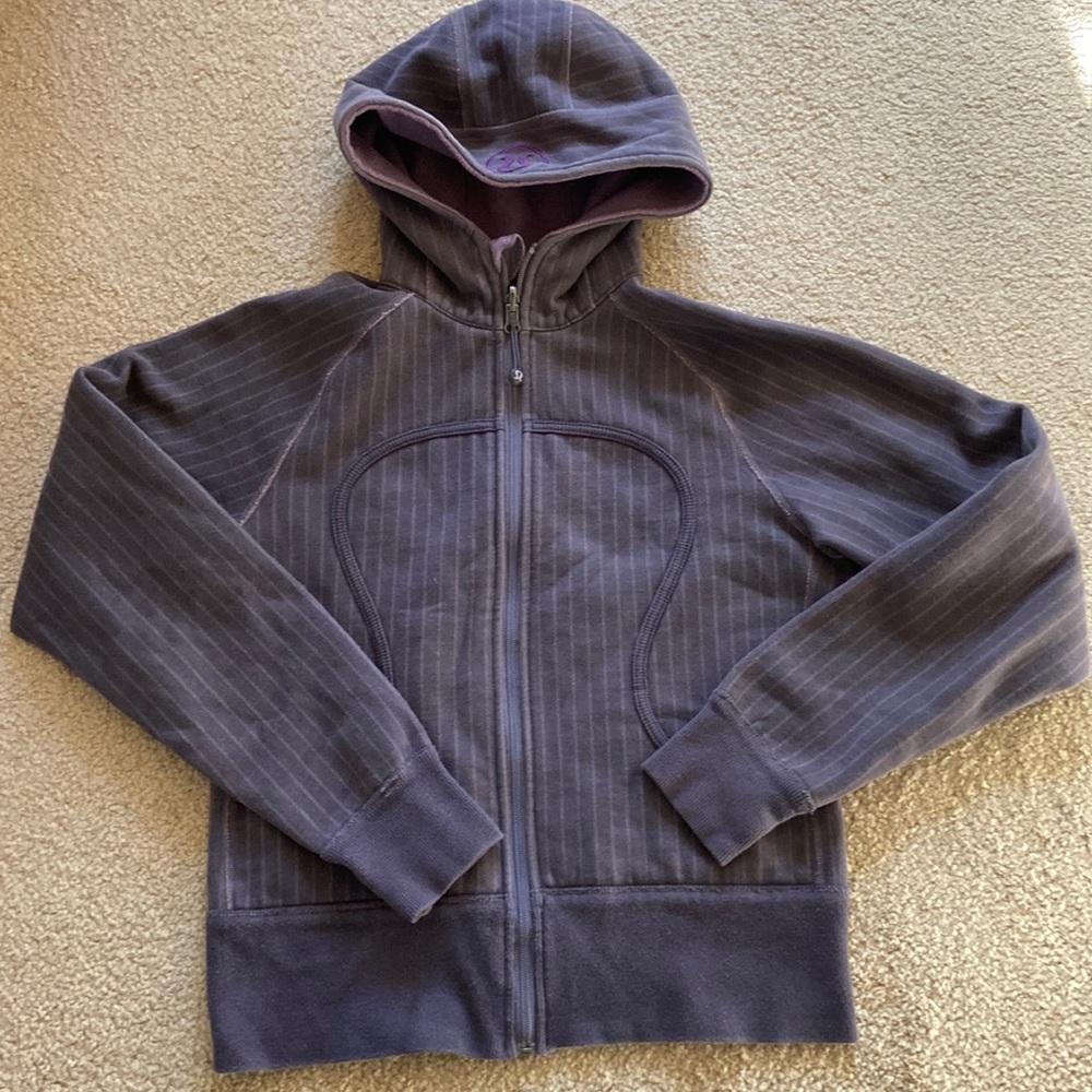 Lululemon scuba hoodie size 8 -130